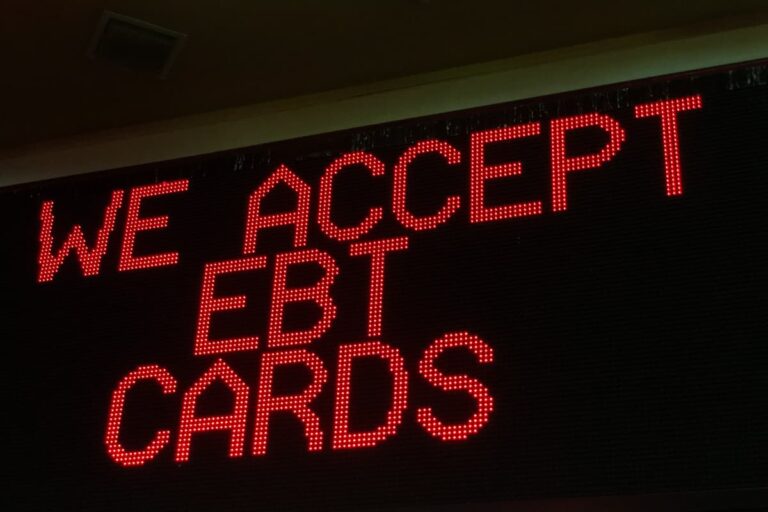Does McDonald’s Take EBT? (How to Use & Pay, Minimum Purchase