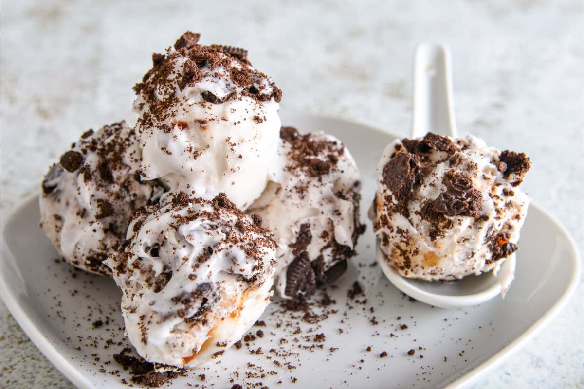 Does Wendy's Have Frosty? (Calories, Made Of, Cost)