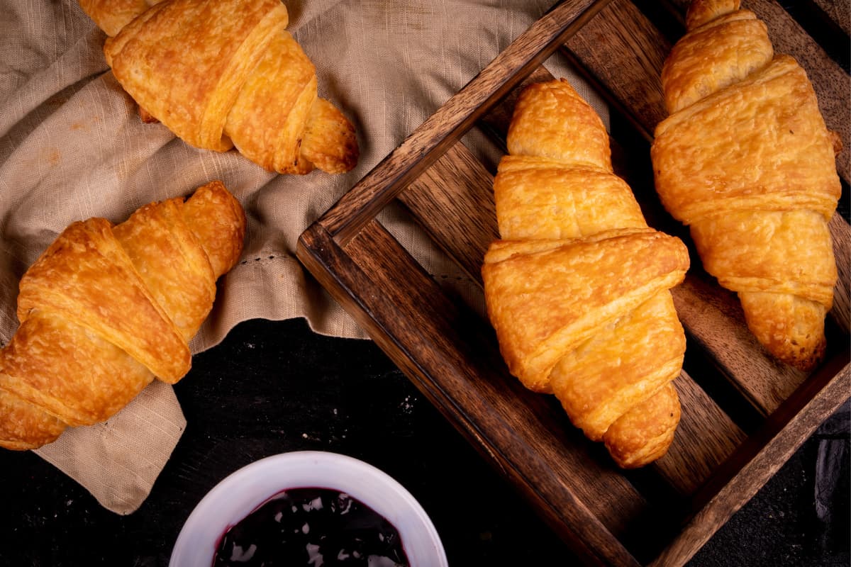 How Many Calories In A Costco Croissant? (Calories, Carbs, Nutrition)
