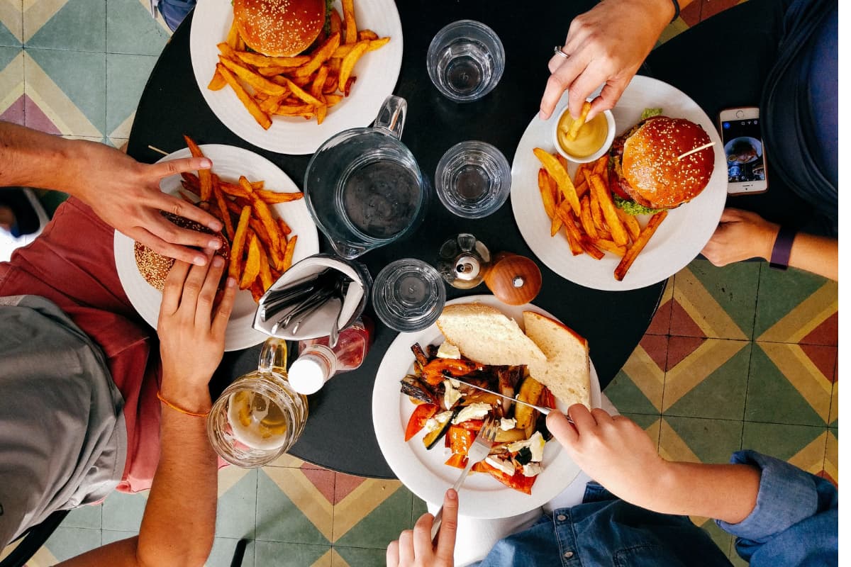 Does Wendy's Serve Lunch All Day? QueryReview