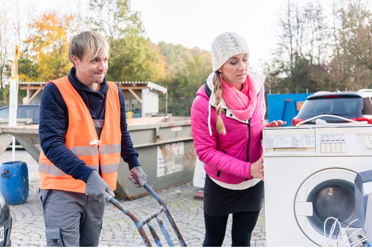 Lowe's Recycling Program (What Is, How Does, Accept, Top Benefits