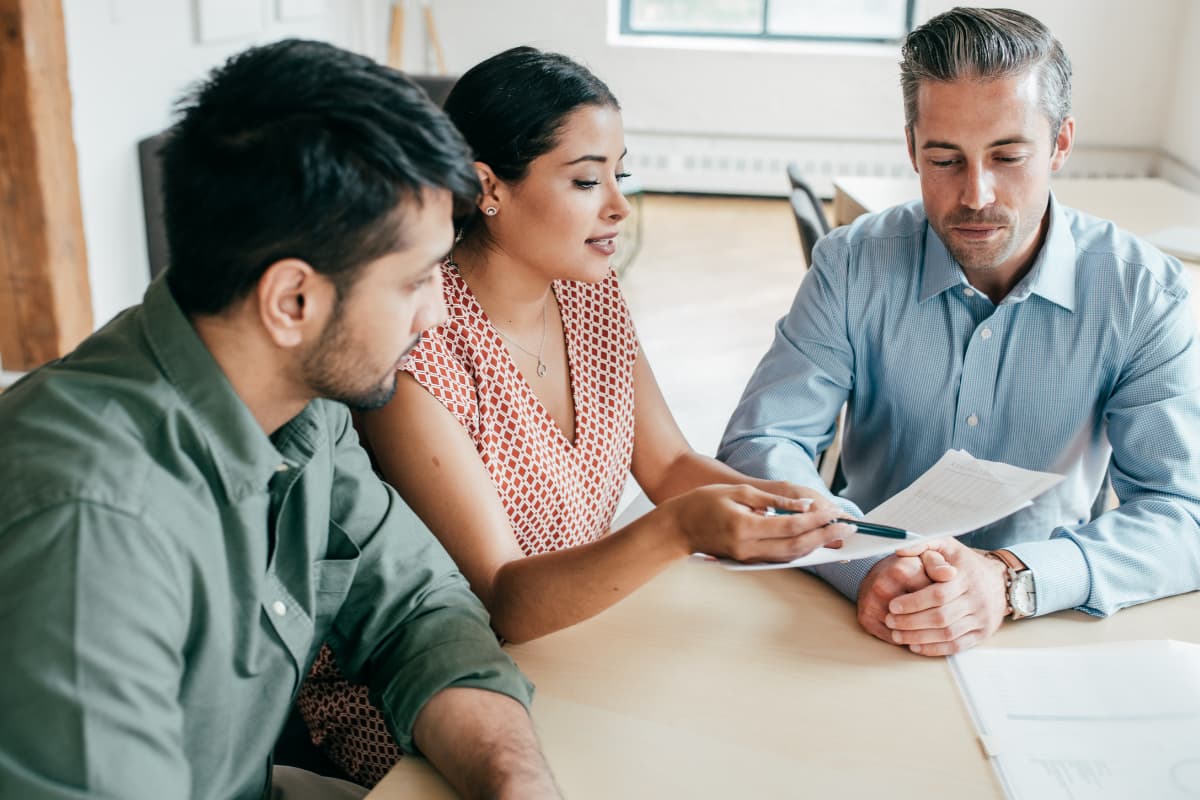 Walmart Benefits(Employee, Pay, Discounts, Leave, FAQ's)