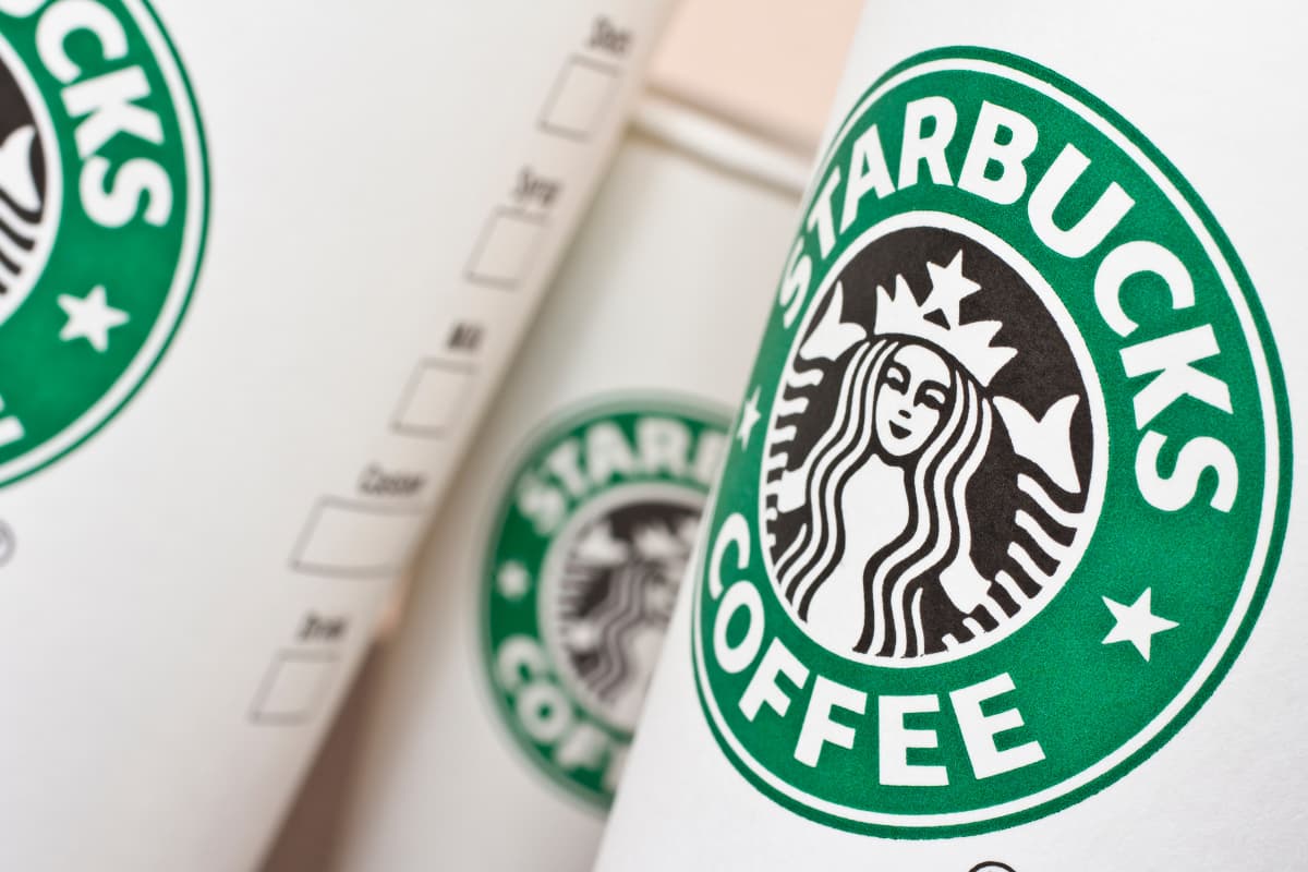 How Much Are Starbucks Tumblers? (Size, Price, Tumbler Material