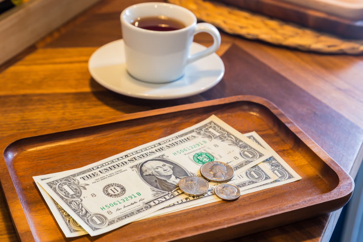 Do You Tip Safeway Delivery? How to Give Tip?