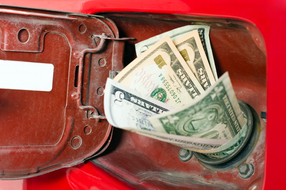 Does Uber Eats Pay For Gas? QueryReview