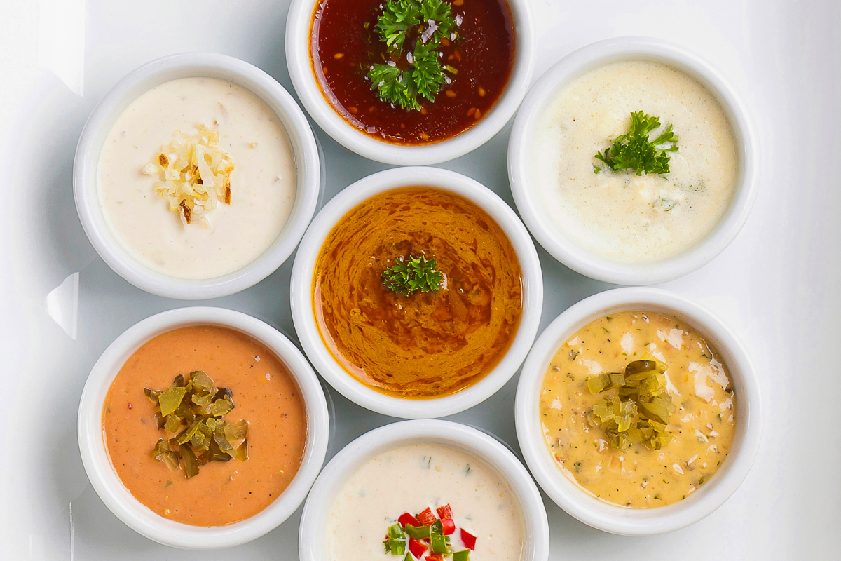 What Sauces Do Subway Have?(Different Sauce Options & Taste, Spicy